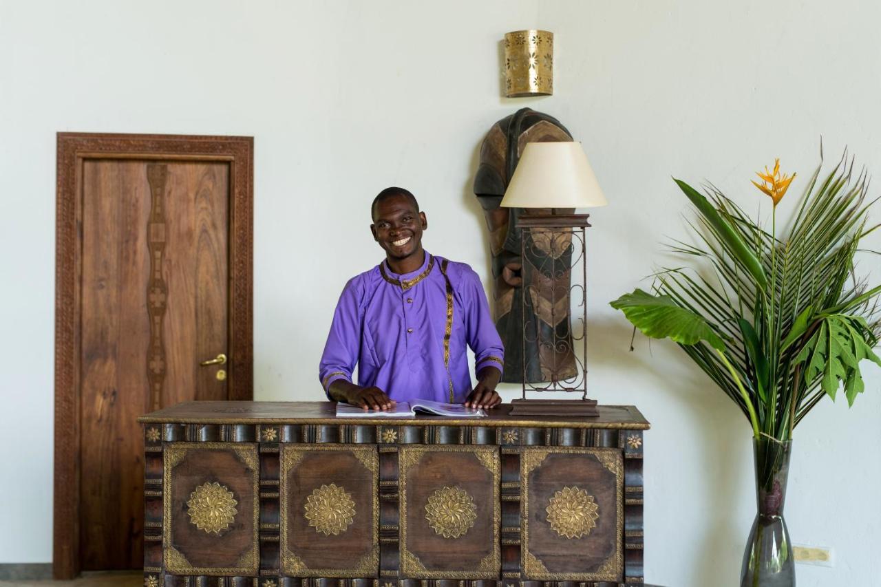 Tikitam Palms Boutique Hotel Pongwe Extérieur photo